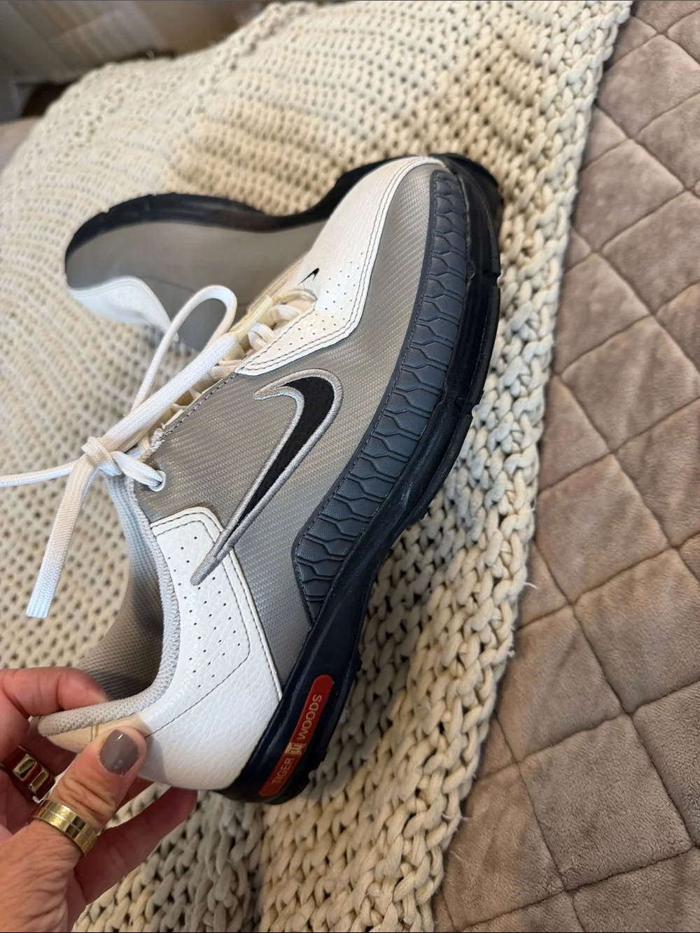 Nike tiger woods gold cleats 4y - White, Gray and Black